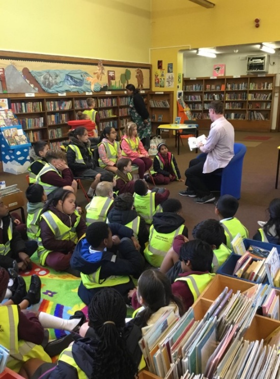 Purley Library visits for Years 1 and 4